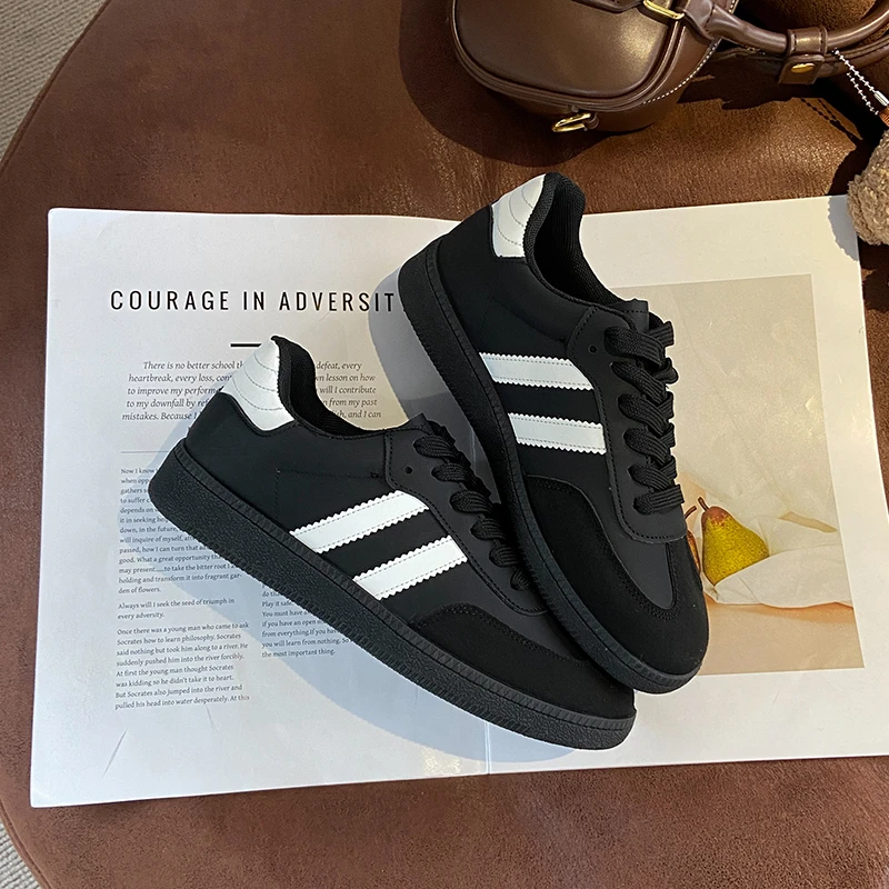 Women's Casual Shoes Lace Sobriety New Fashion Lightweight Casual Outdoor Walking Shoes Sneakers Anti-slip Flat Women's Shoes image 2