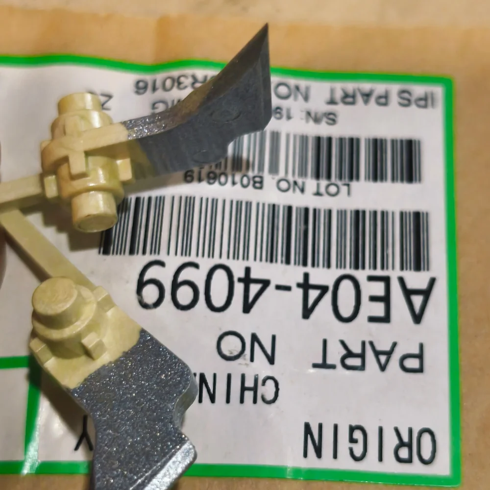 

35pcs. AE044099 AE04-4099 Upper Fuser Separation Claw PICKER FINGER for Ricoh MP4000 MP4001 MP4002 MP5000 MP5001 MP5002 4002SP