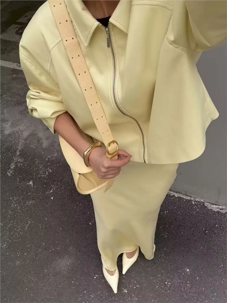 سترة نسائية قصيرة بسحاب من TRAF سترات نسائية بأكمام طويلة معاطف جيب بسيطة للسيدات سترات نسائية أنيقة