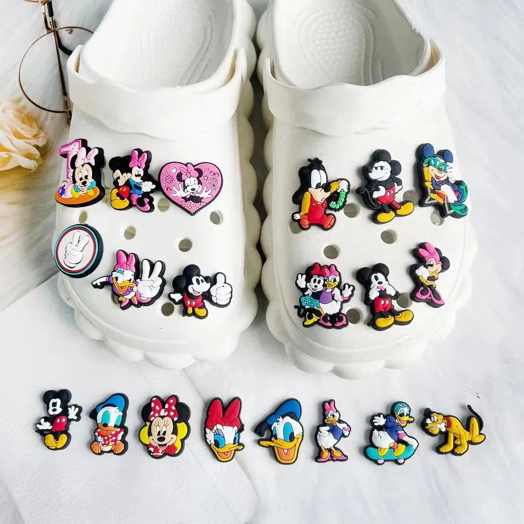 MINISO 20PCS Mickey Minnie Donald Disney Shoe Charms for Clogs Sandals Decoration Shoe Accessories Charms for Friends Gifts