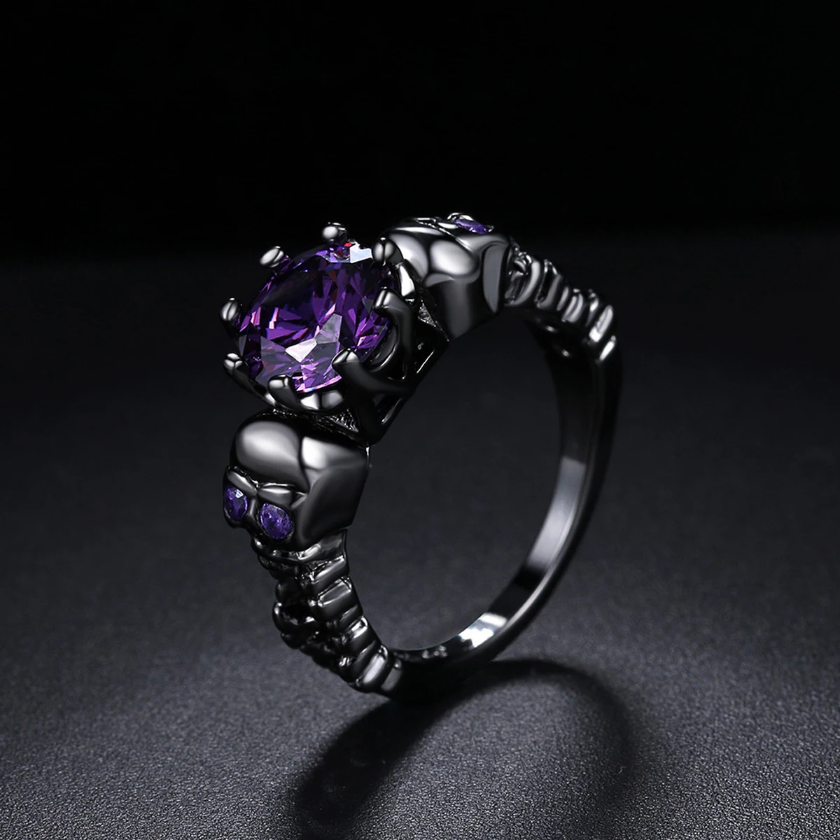 1 Pcs Vintage Black Gold Skull Purple Zircon Fashion Creative Ghost Head Punk Ring