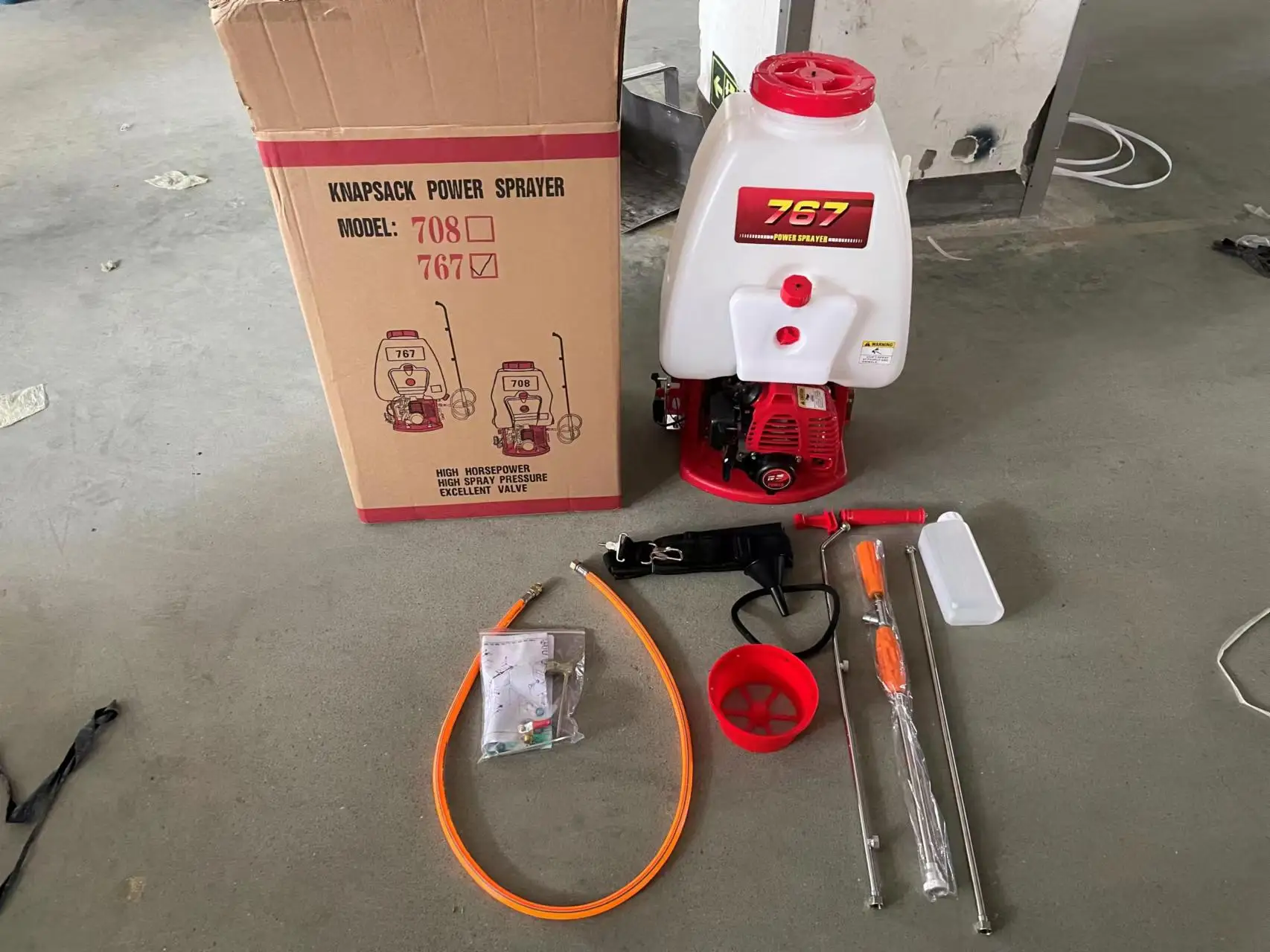 High Quality 2026 Africa Chinese Manufacturer Petrol Sprayer Agricultural 767 Model 25L Mist /duster Knapsack Sprayer