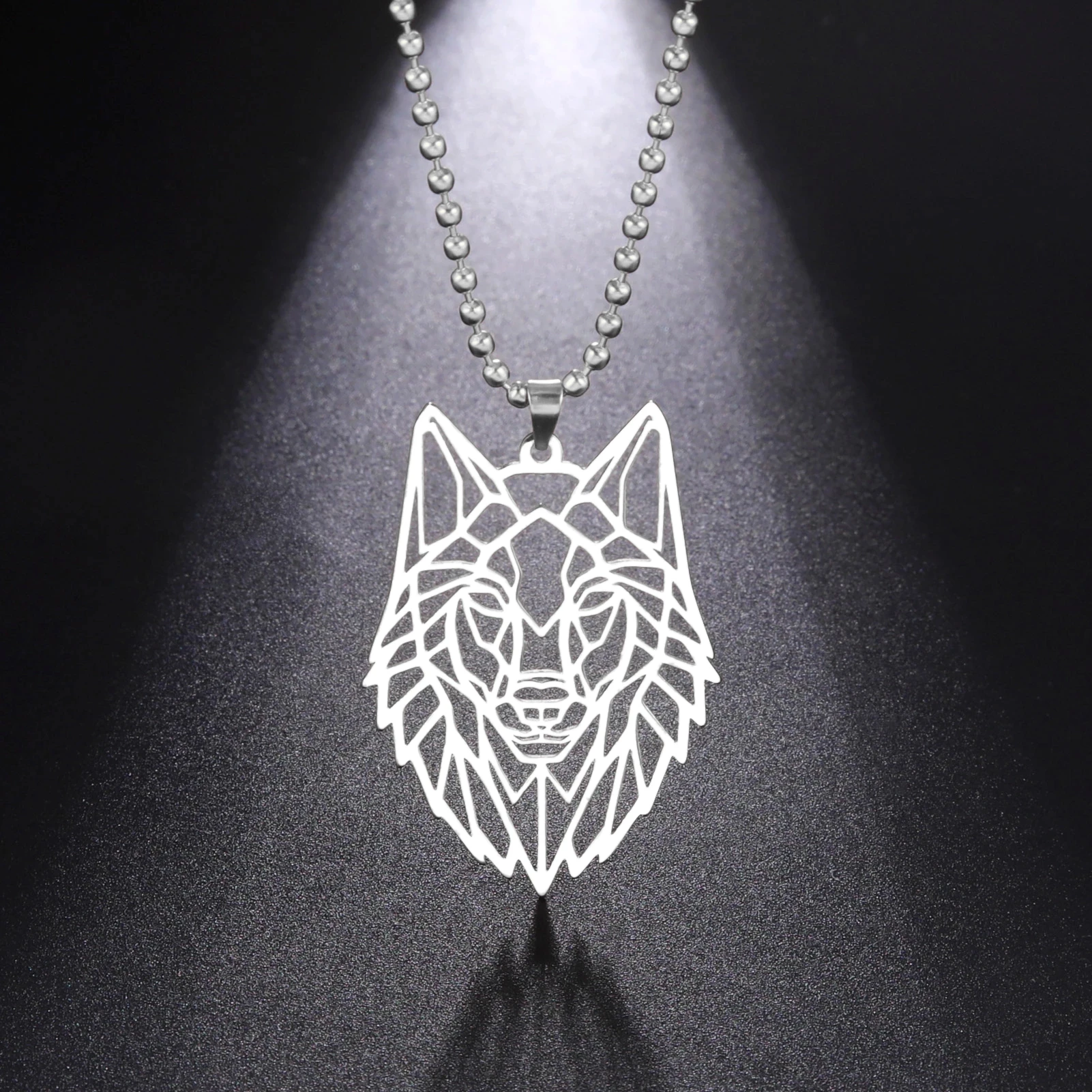 EUEAVAN 1pc Stainless Steel Wolf Pendant for Necklace Men Animal Pendants Charms Punk Jewelry Making Supplies Wholesale