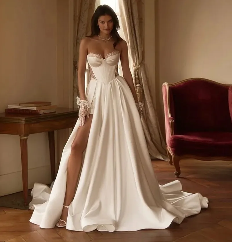 Nuovo abito da sposa principessa 2026 Sweetheart A-line pizzo spacco laterale in raso lungo abiti da sposa da sposa abiti da noiva