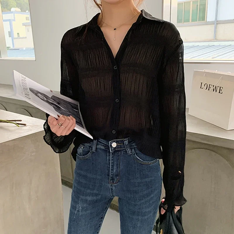 

Elegant Chiffon Female Flare Sleeve Elegant Tops Women Casual Long Sleeve Turn-down Collar Solid T-Shirt New 2021 Spring Vintage