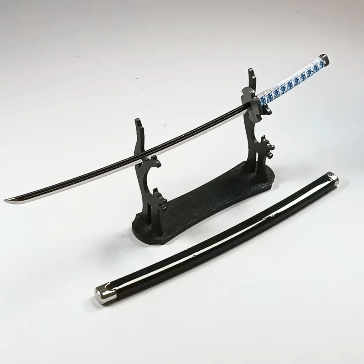 Épée Katana en métal Demon Slayer Kamado Tanjirou, 9.8 pouces, sabre de samouraï Original, couteau Ninja Katana, accessoires de Cosplay, jouet accessoire