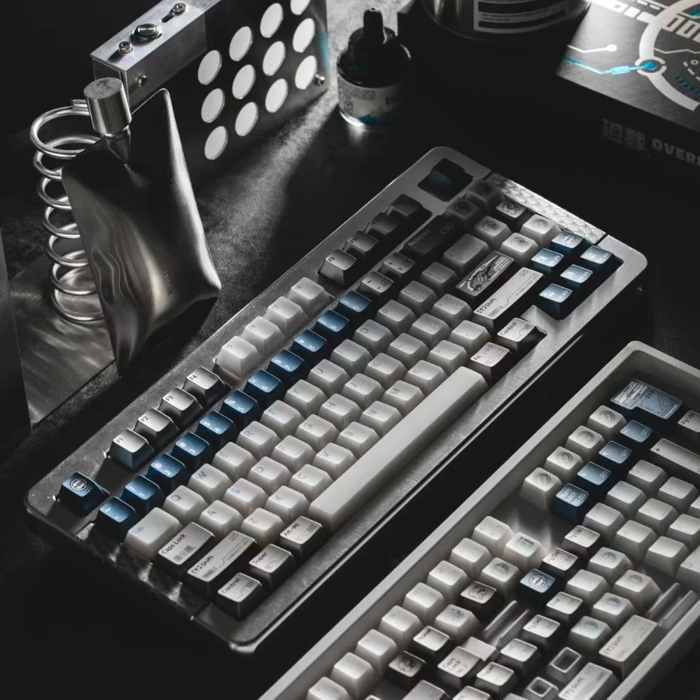 

OverLoad Theme Keycaps Set 186Keys Retro Metallics Custom Keyboard Cap PBT+PC Cherry Profile for Mechanical Keyboard Accessories