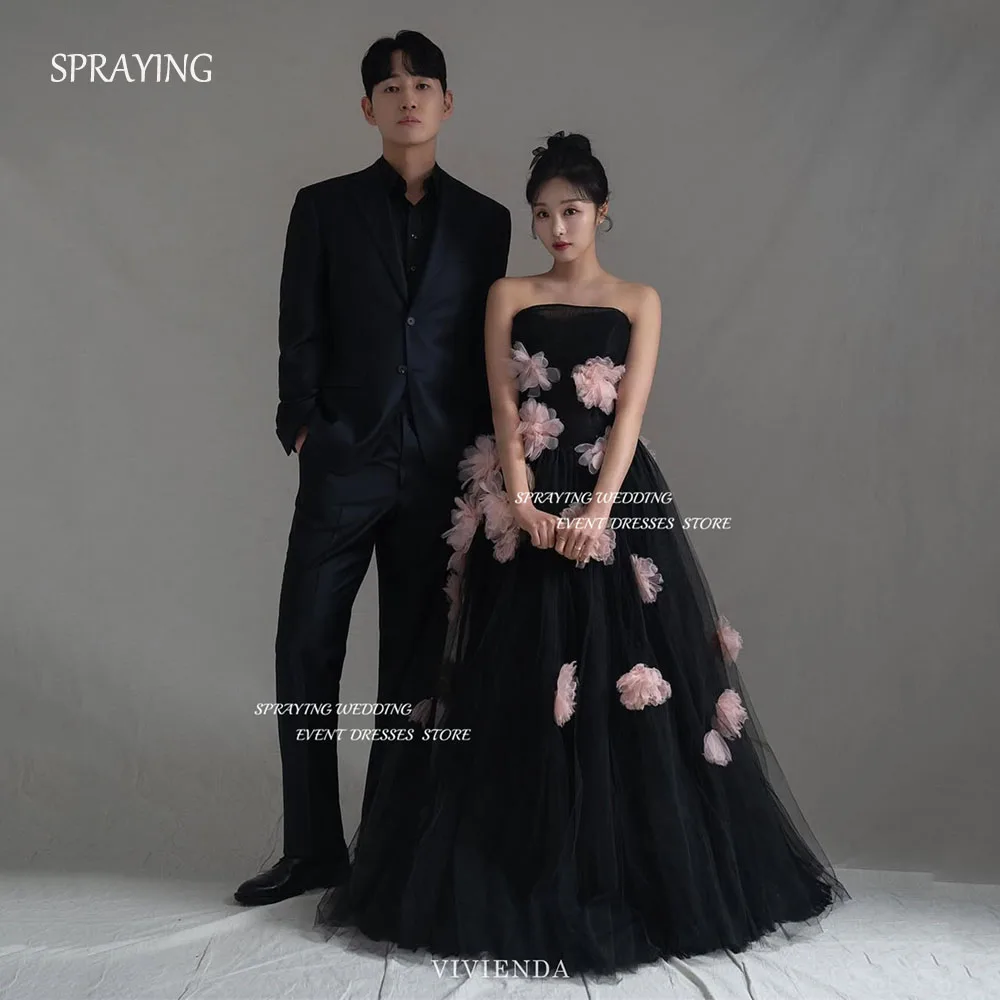 Spraying Luxury Bla… - image