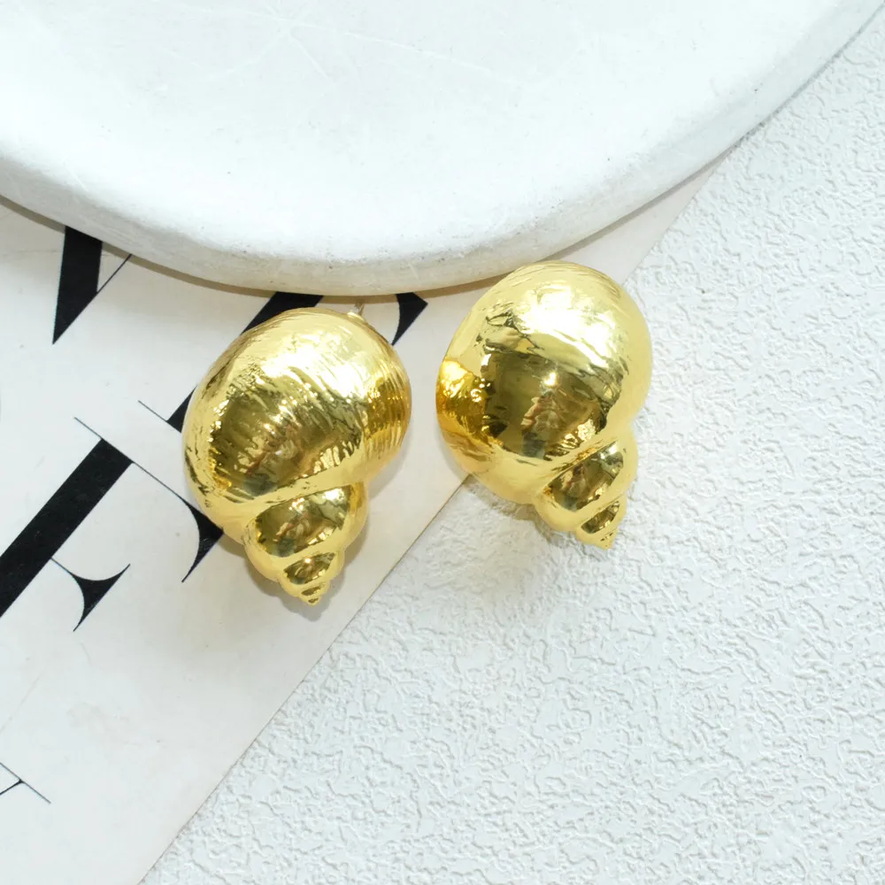 Elegant Metal Alloy Sea Snail Shells Stud Earrings For Women Jewelry Gorgeous Girls Daily Accessory