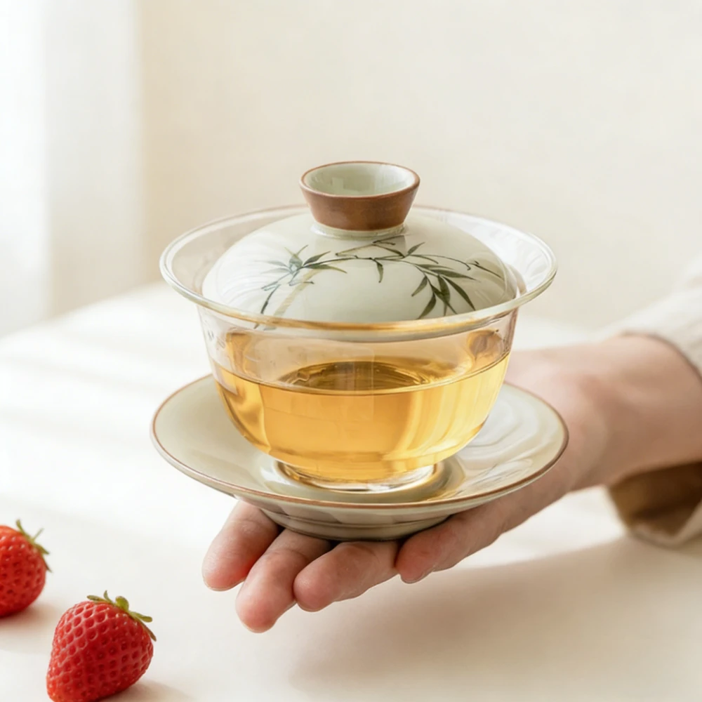 

Чайная чаша с ручной росписью зелеными бамбуковыми растениями, с крышкой, для домашнего использования, для чая Кунг-фу, нестеклянная, керамическая, набор из трех предметов с крышкой