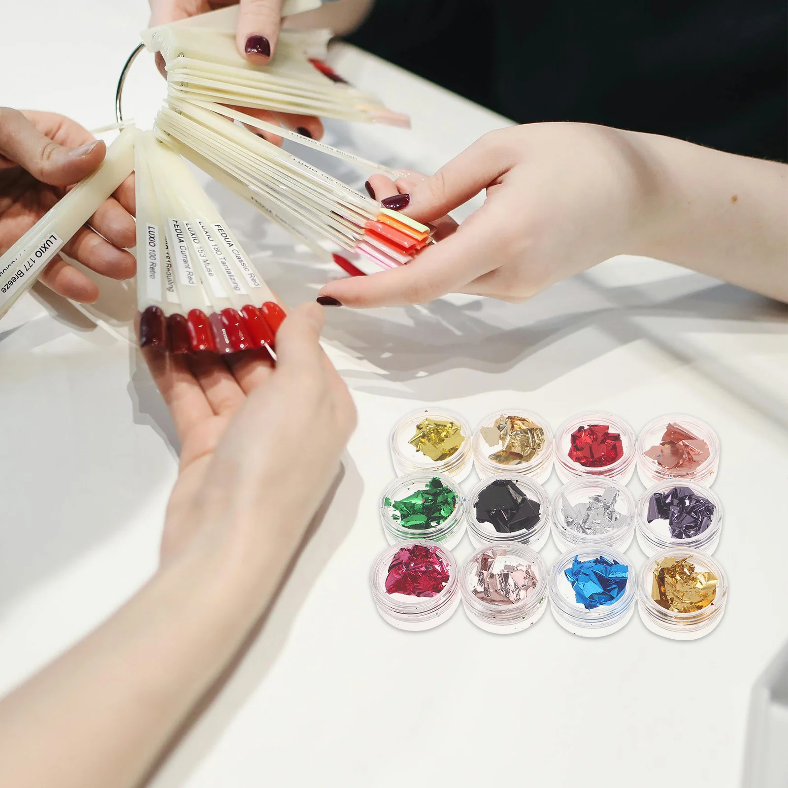 48 pezzi di fogli di lamina per unghie olografiche abbaglianti fiocchi metallici oro argento lucido glitter decorazioni fai da te accessori per feste da donna