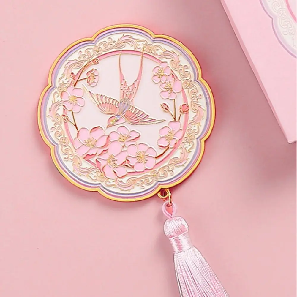 Vintage Handheld Chinese-style Pocket Mirror Emboss Flower Pattern Cosmetic Mirror Metal Portable Makeup Mirror Makeup