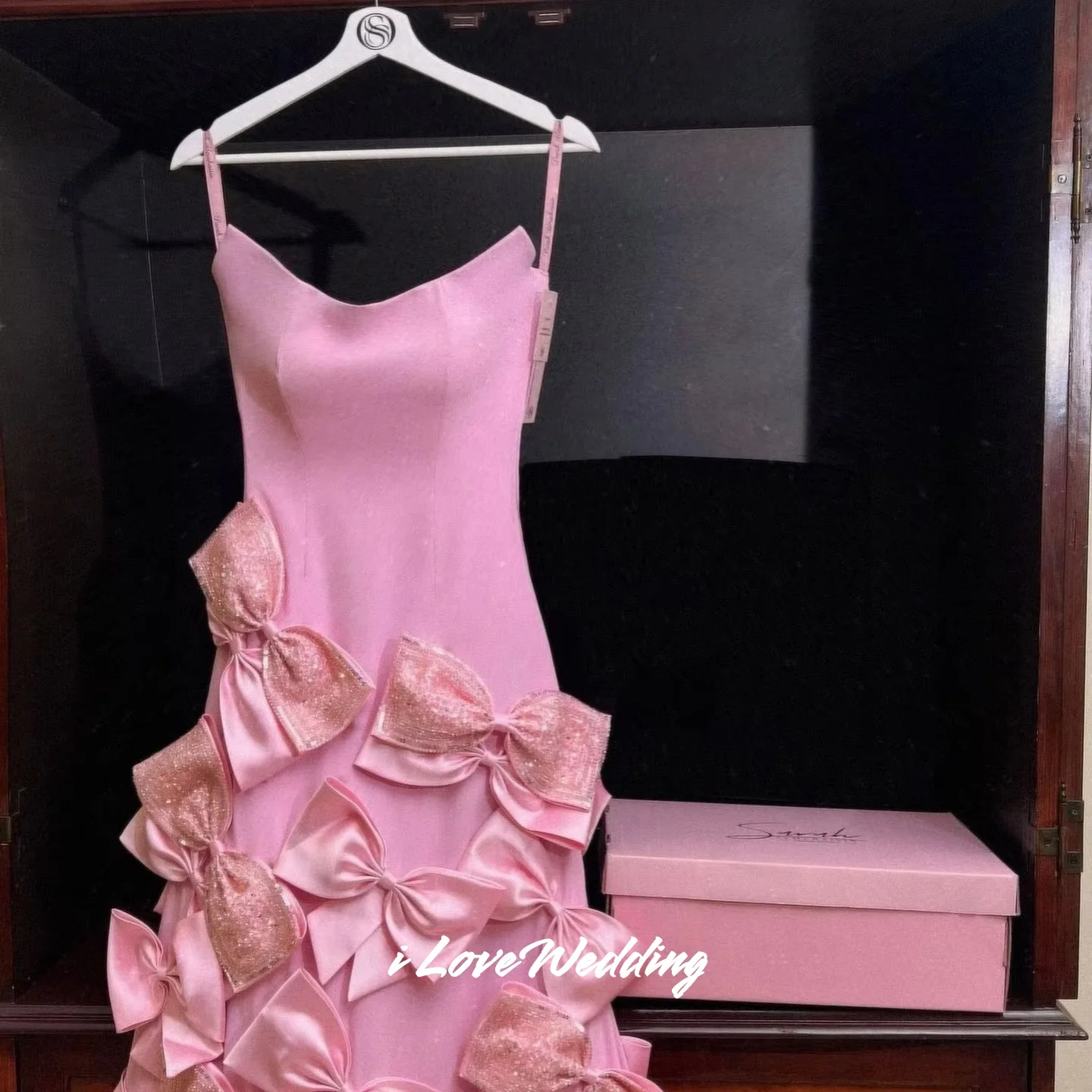 فساتين سهرة وردية بدون حمالات 2025 بدون أكمام مطرز بفيونكة حورية البحر بدون ظهر بطول الأرض مطوي لحفلات الزفاف حسب الطلب #4