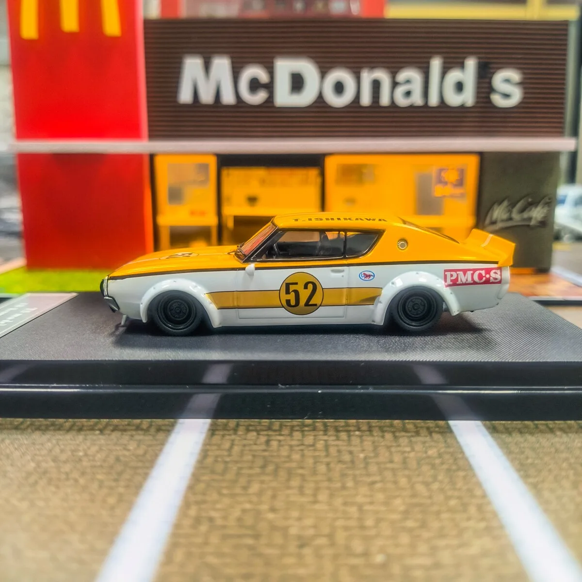 1/64 TS 스카이라인 GTR GT R KPGC110 옐로우 # 52 LBWK 다이캐스트 자동차 모델