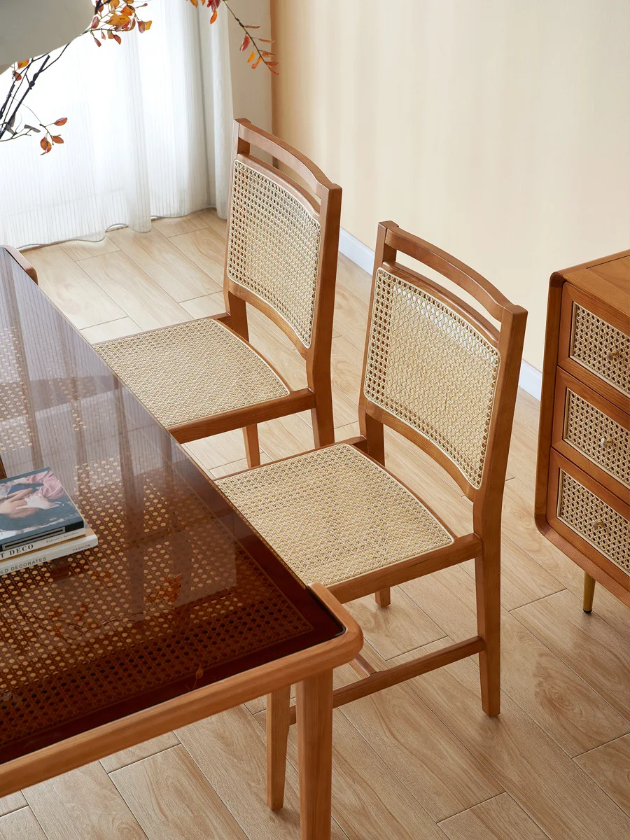 

Japanese-style solid wood dining table and chairs retro rattan hotel restaurant back chair
