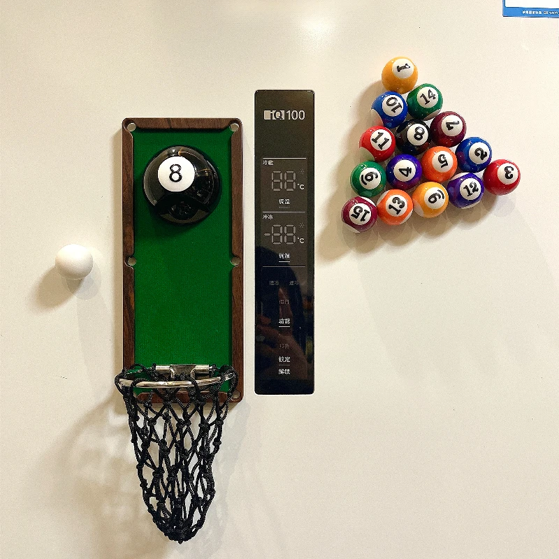 

Creative bottle opener, refrigerator sticker, bottle opener, football basketball shot, bottle opener