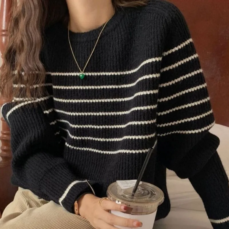 

Lazy Wind Pit Strip Black and White Striped Sweater Women 2025 Autumn Loose Soft Glutinous Round Neck Knit Sweater