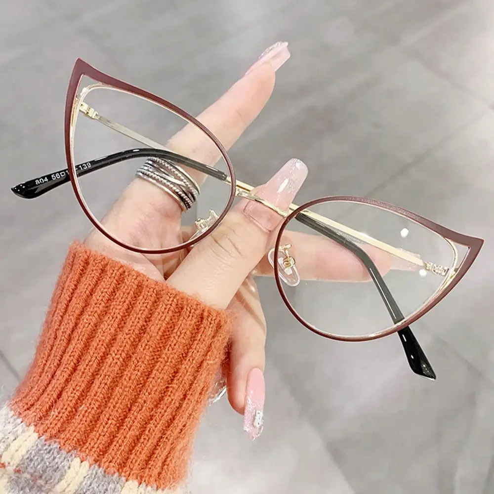 2024 New Cat Eye Anti Blue Light Glasses Women Men Designer Metal Big Frame Opticals Eyewear Blocking Eyeglasses Computer Goggle