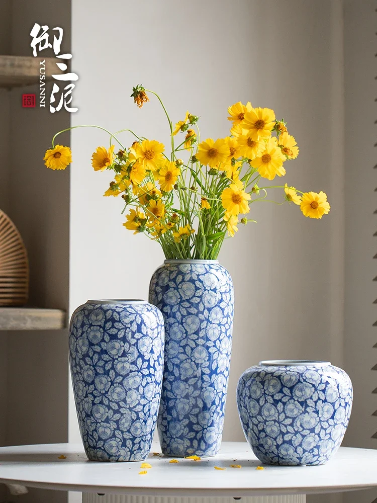 Vase blue and white porcelain Chinese simple flower dried flowers are suitable  home living room porch home TV cabinet ornament