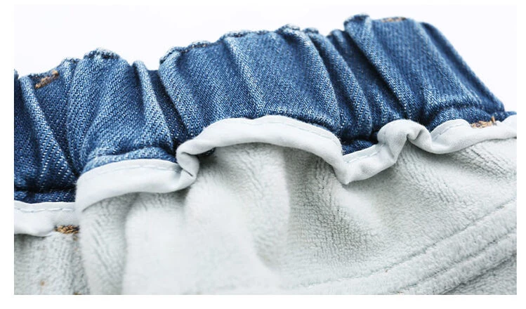 Winter-Thermo-Jeanshosen für Mädchen, lässiger Stil, gerade geschnitten, locker, dick, mit Fleece gefüttert, warme Denim-Hosen für Kinder. – Detail 9