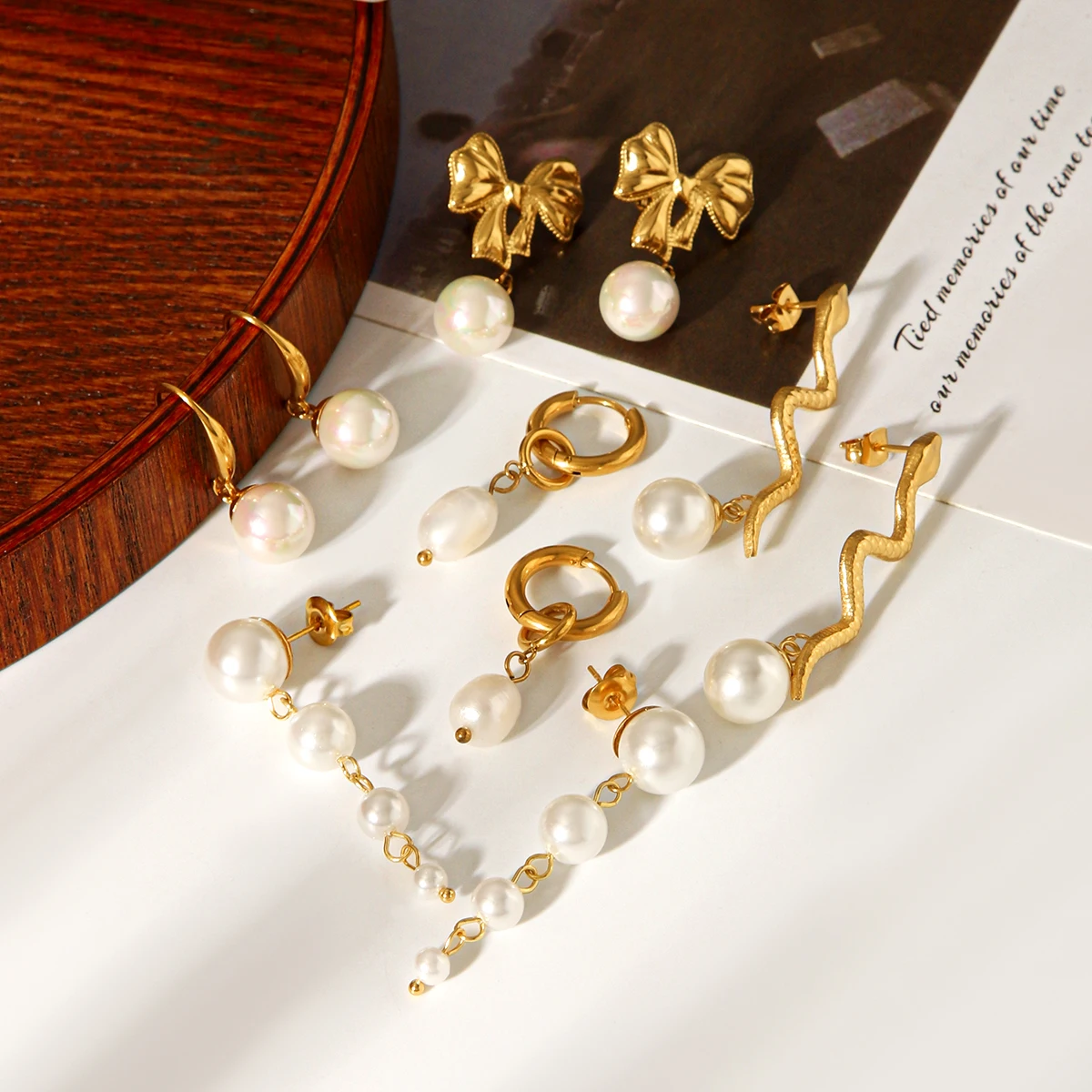 

Huang Chao Creative 18k Gold Plated Imitation Pearl Series Earring Set Stainless Steel Women's Jewelry Set Gift For Woman