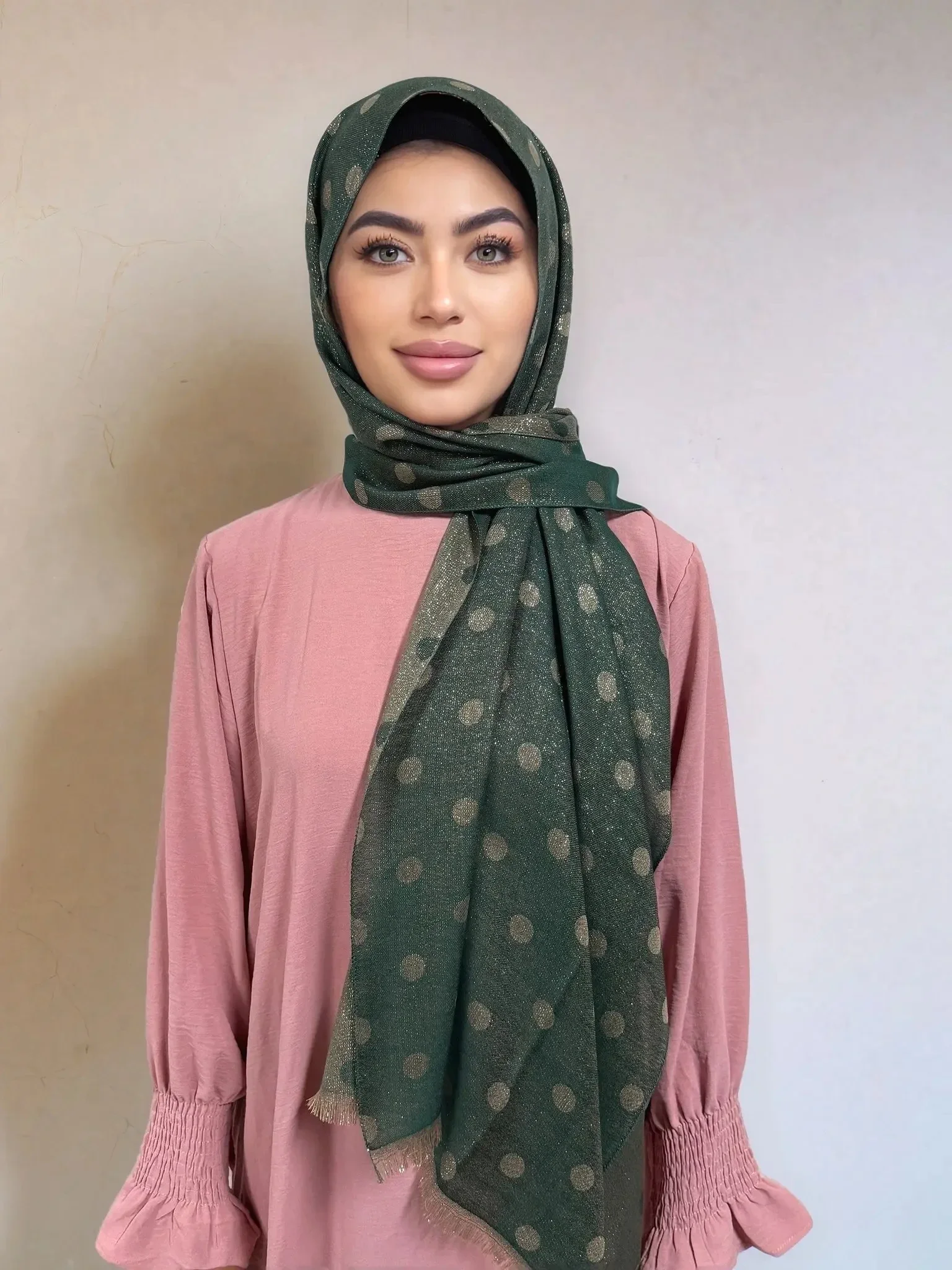 

Shimmer Polka Dot Hijab Tassel Muslim Scarf Shawl Wrap Women Headscarf Fringed Bandanas Headband Bufanda Foulard Turbante Mujer