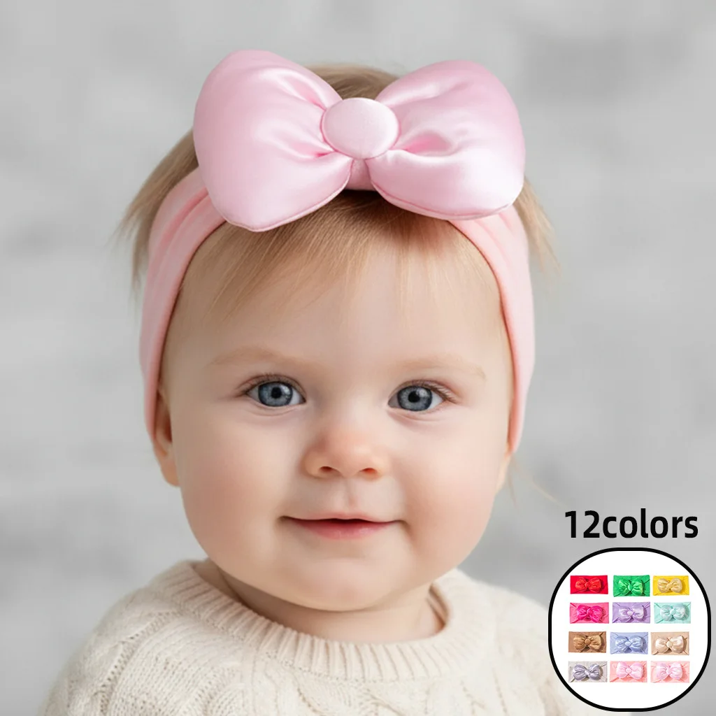 

Детская эластичная повязка на голову. Милая и удобная детская повязка с атласным бантом. Аксессуар для волос малыша, защищающий родничок.