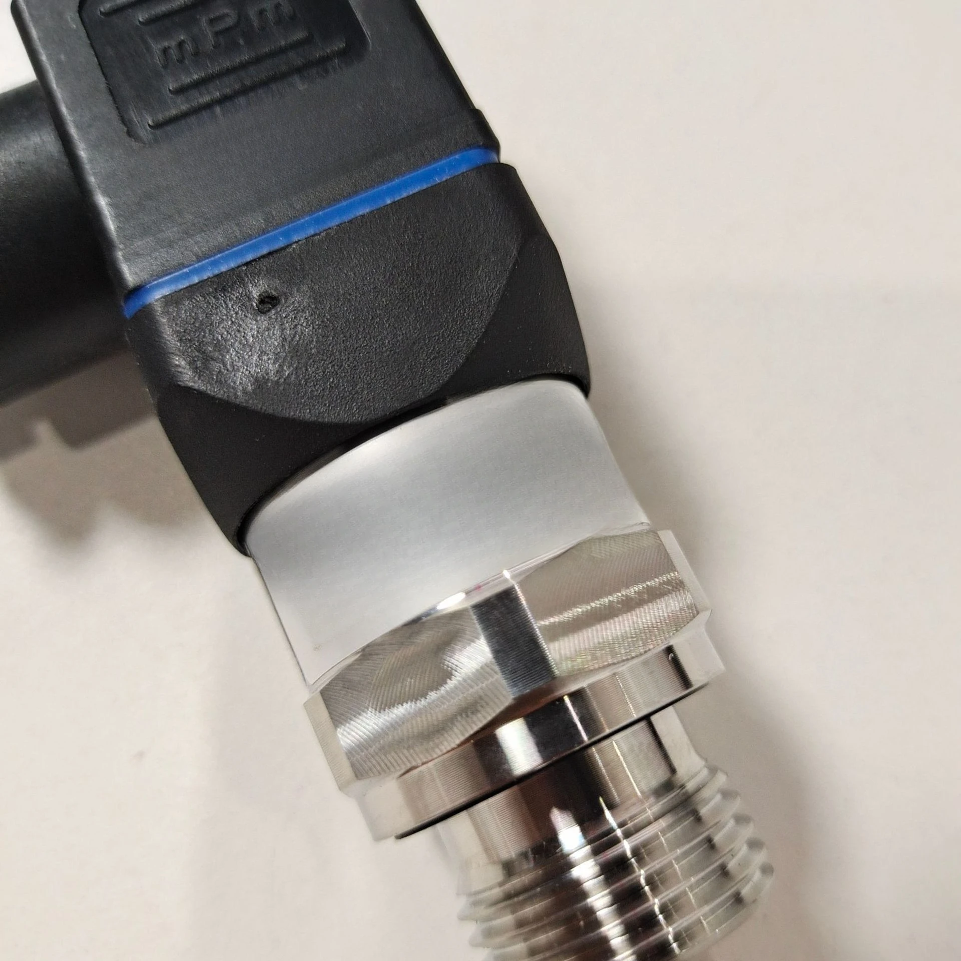 WIKA Pressure Transmitter 0-160mbar L Output 4-20mA Thread G1/2 Accuracy 0.5%