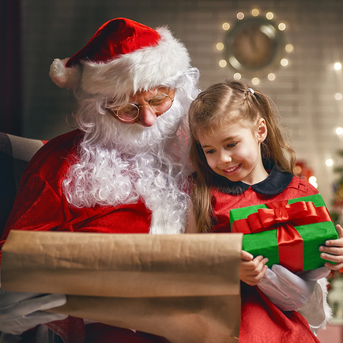 WINOMO White Santa Fancy Dress Costume Wizard and Beard Set for Christmas Party Cosplay White Santa Costume Set