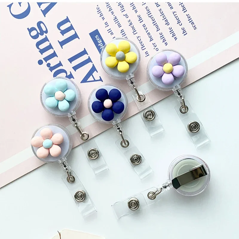 Women Cute Flower Retractable Badge Reel ID Lanyard Name Tag White Collar Badge Holder Reels Keychain Card Holder Accessories