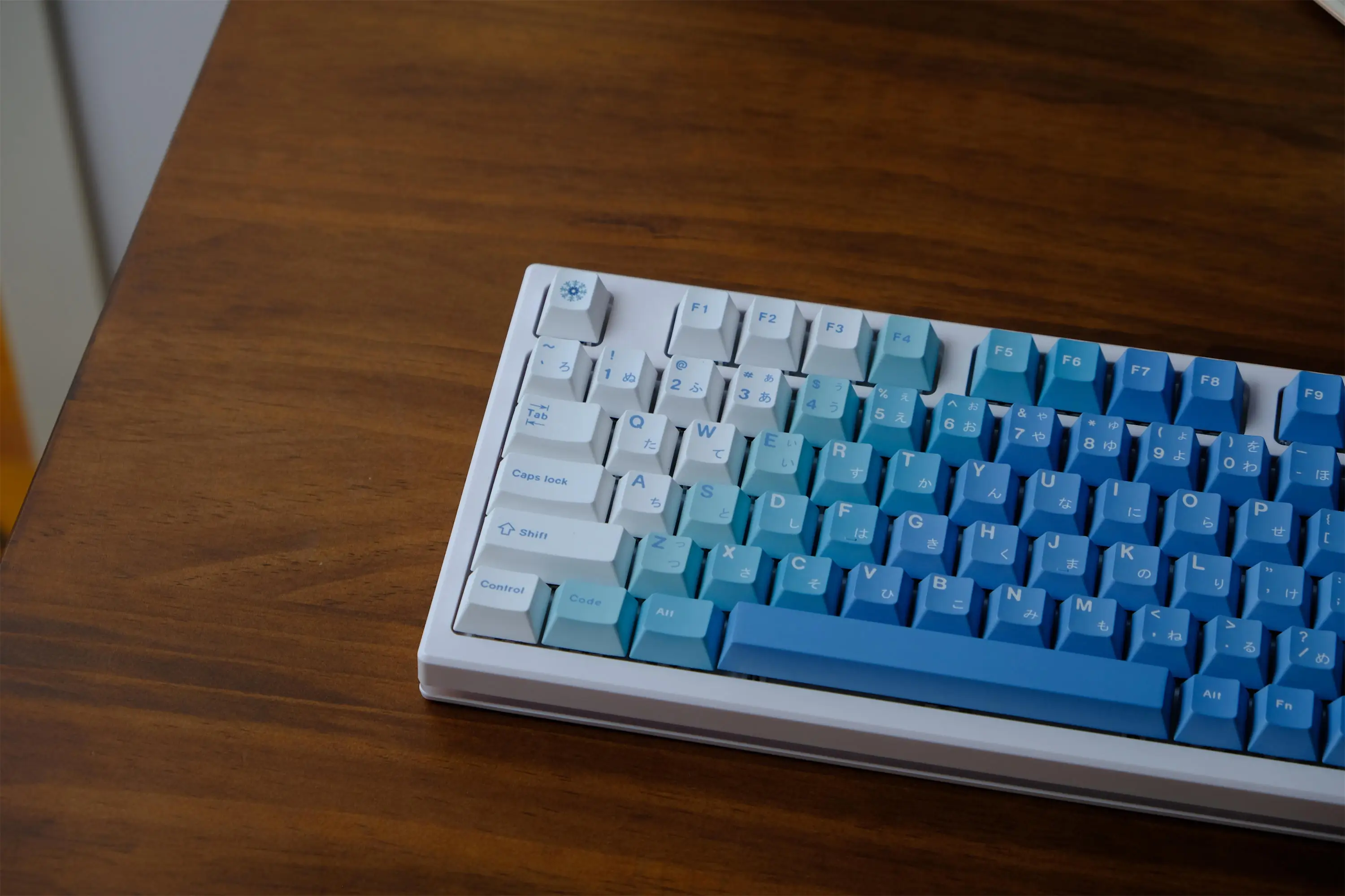 

GMK Yeti Gradient Keycaps 129 Keys PBT Material Cherry Profile for cherry MX Switch 61/64/68/75/84/87/98/104 Mechanical Keyboard