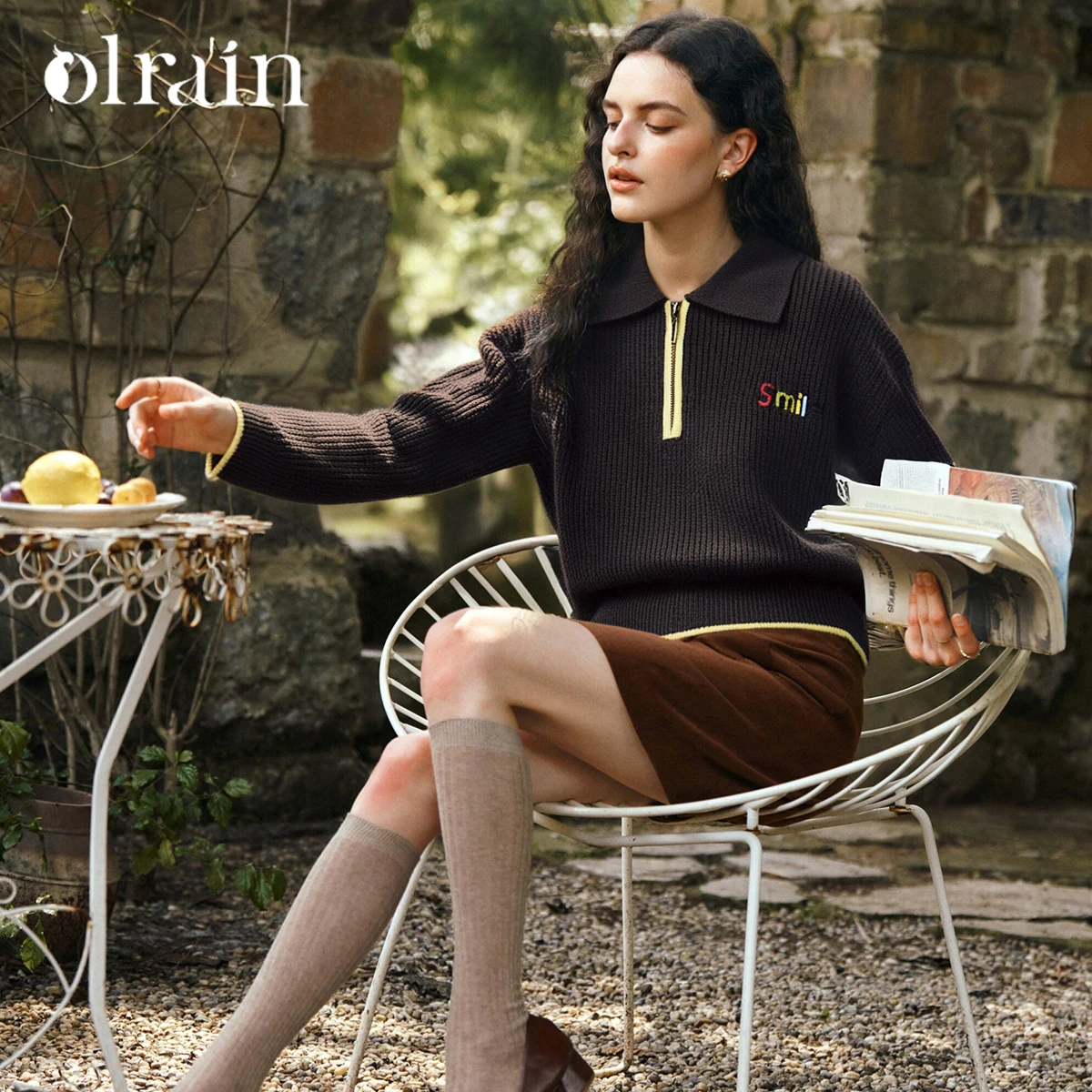 

OLrain, осенние повседневные свитера для женщин, новинка 2025 года, свободный крой с воротником-поло, пуловеры с длинными рукавами, вязаные женские топы O57QM001312