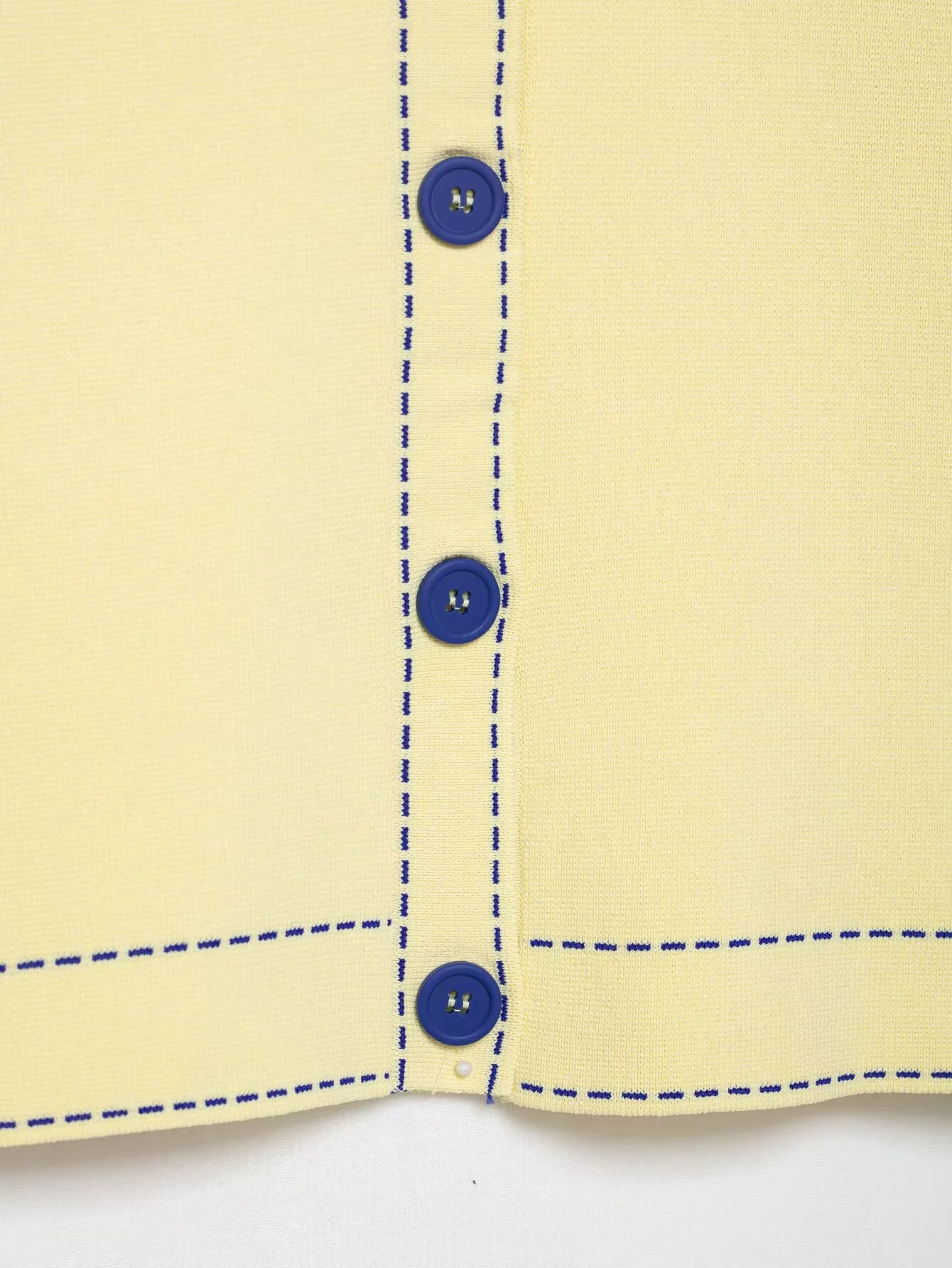 Giacca lavorata a maglia a maniche corte con risvolto con cuciture a contrasto semplice moda casual da donna nuova autunno