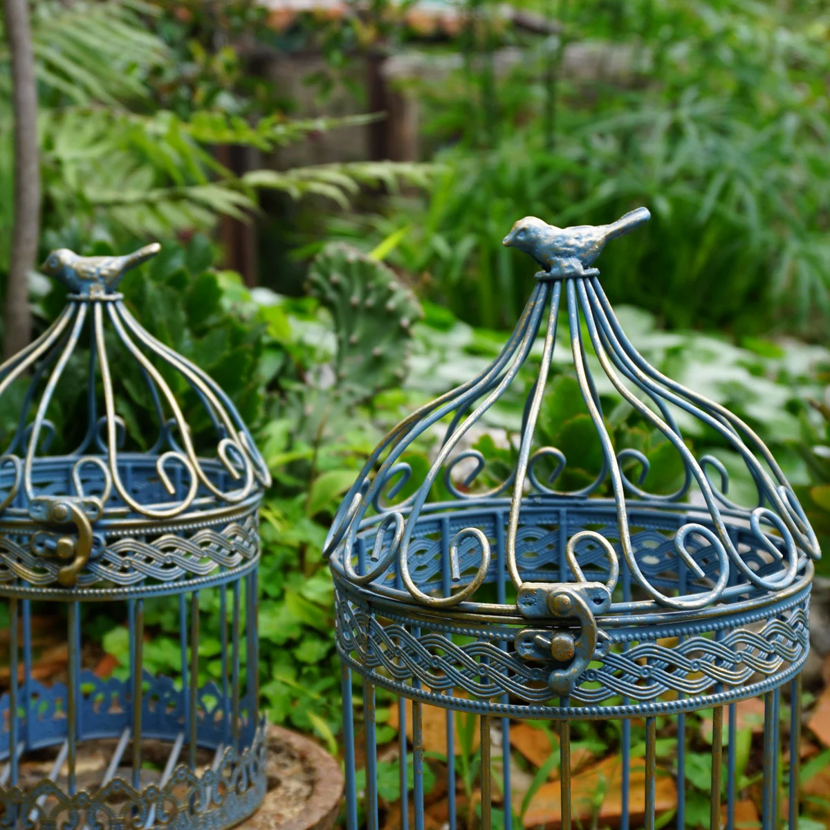 Set 2 Pieces Home and Garden Iron Vintage Bird Cage Decoration