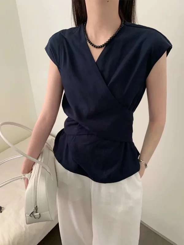 

Fashionable Korean Style V-Neck Cross Belted Slim Fit Sleeveless Top Elegant Thinming Summer New Arrival Women's Shirt