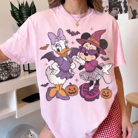2026 new Retro round-neck T-shirt, Halloween witch cartoon girl character with pumpkin bat pattern T-shirt
