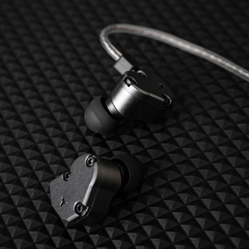 TINHIFI C2 IEM 10 مللي متر LCP الحجاب الحاجز الديناميكي DD سائق سماعات HiFi في الأذن الموسيقى DJ باس سماعة 0.78 مللي متر 2Pin CNC المعادن
