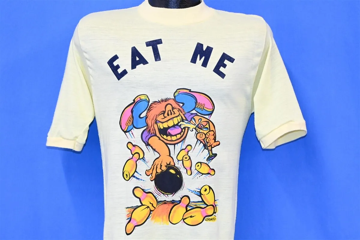 

70s Eat Me Bowling Roach Iron On Cartoon Funny T Shirt Small