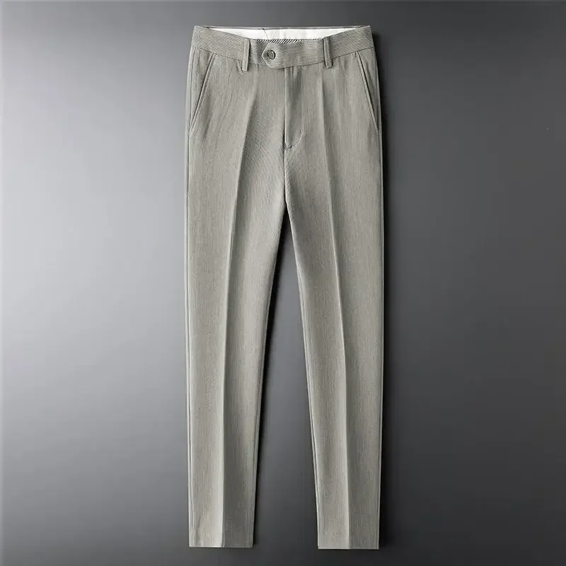 Pantaloni da abito maschili corti slim fit 9 Pantaloni estivi da uomo bianchi Tressed Lusso di lusso di alta qualità Pantaloni formali alla moda 2024