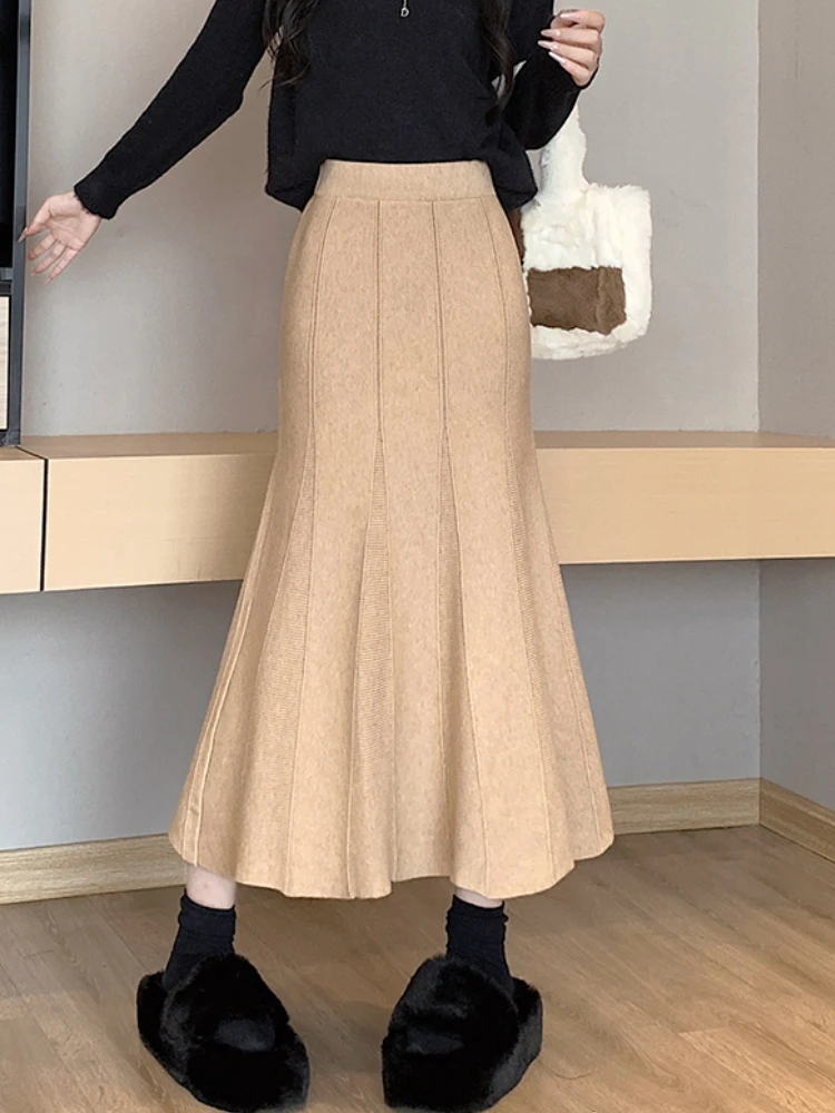 Autumn Winter Knitted Long Skirt Korean Fashion Temperament Elegant Skirts for Woman High Waist Solid Slim Black Fishtail Skirt