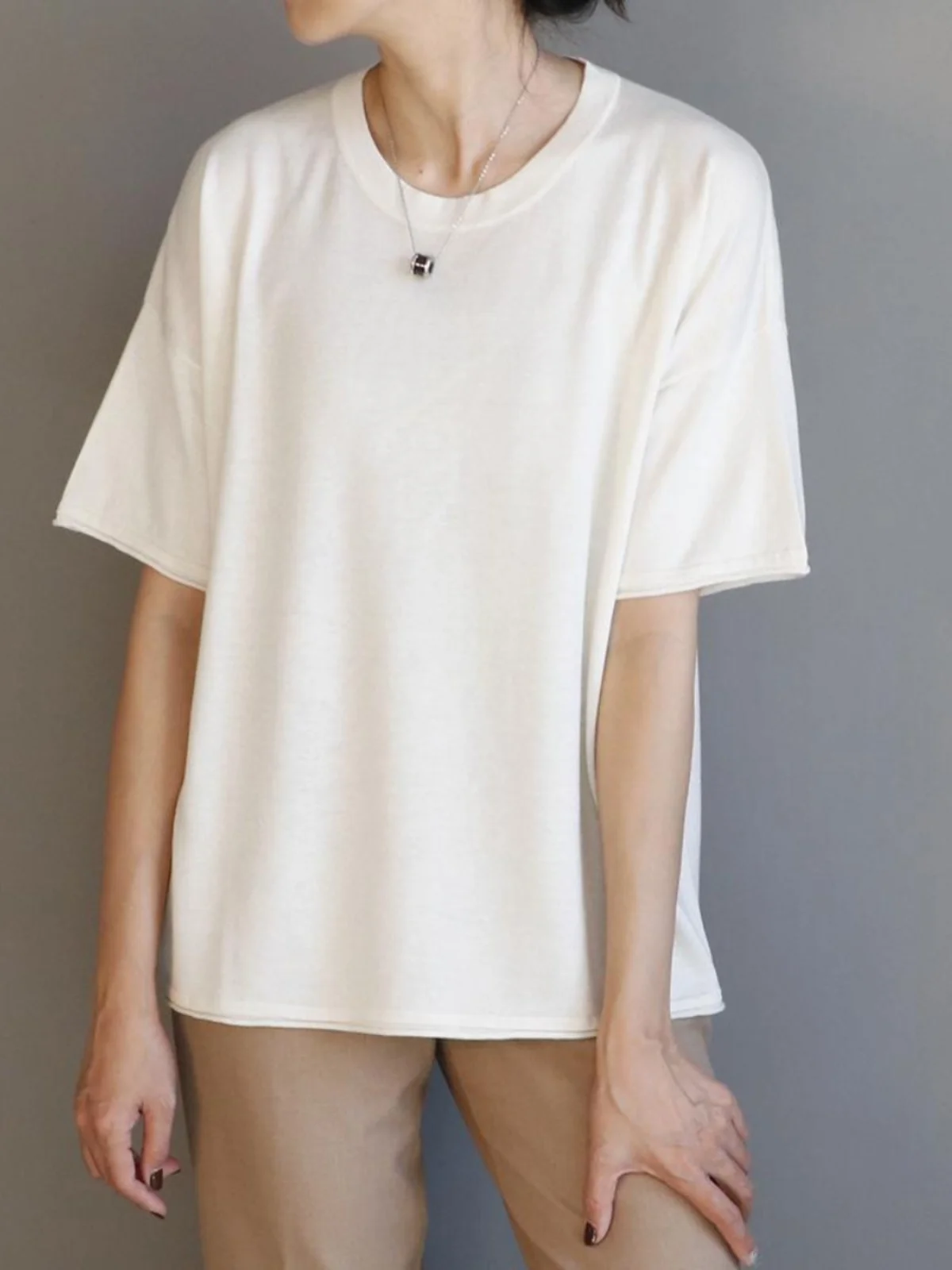 

GAEDY Silk Camere Loose Knitted ort Sve Women's T-irt round Ne Pullover Comfortable Breathable Faionable