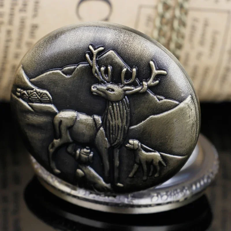 New Deer Animal Engrave Vintage Quartz Pocket Watch Bronze Necklace Deer Carved Exquisite Clock Watch Fob Christmas Gift