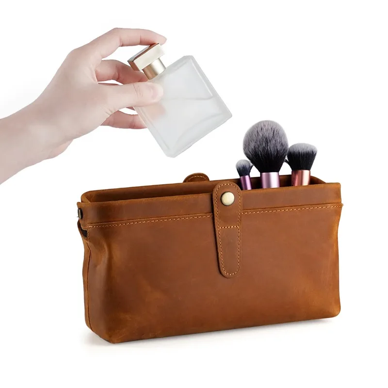 Exquisite Hand-crafted Genuine Leather Makeup Bag Ideal for Organizing Cosmetics and Brushes with Elegance Vintage Clutch Bag