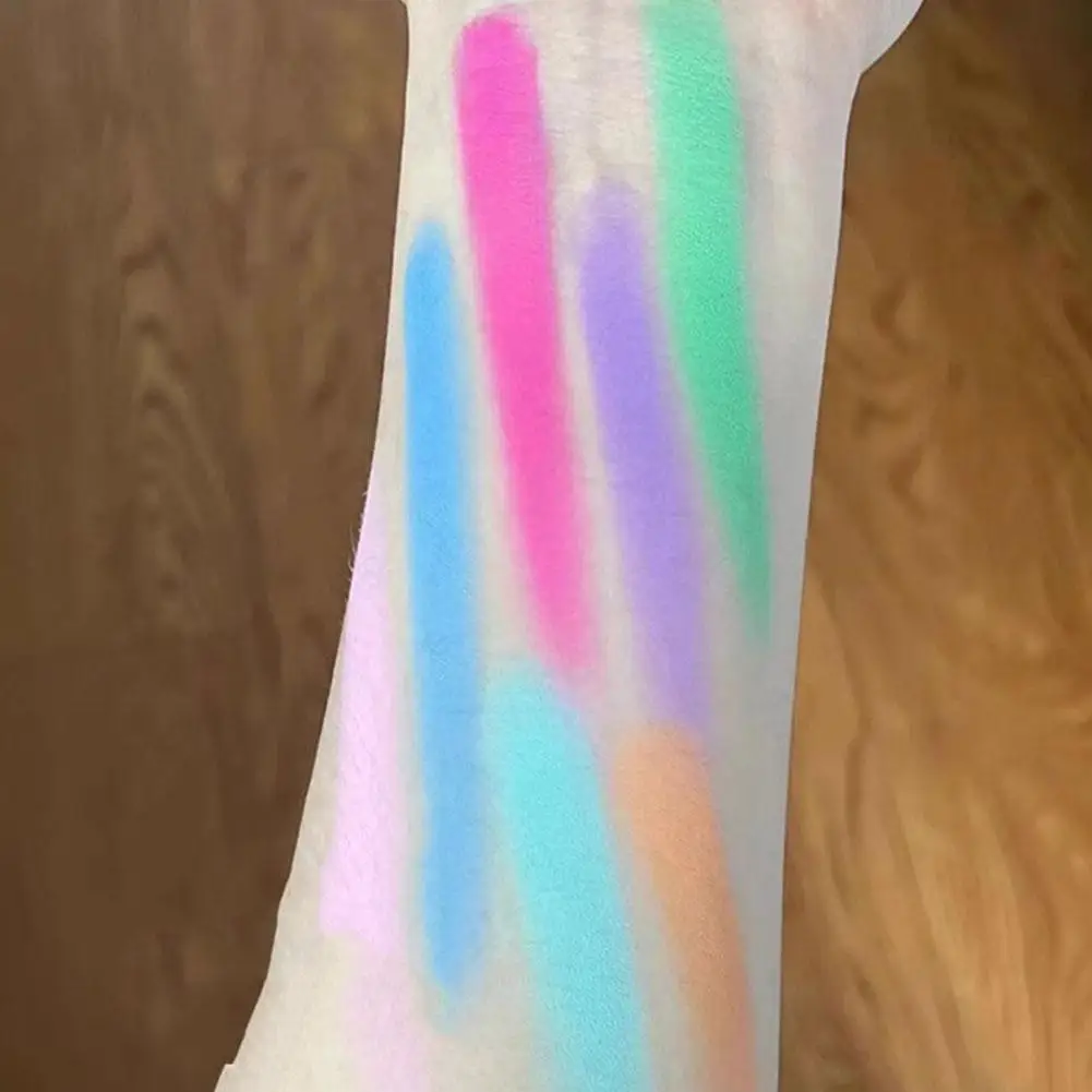 Paleta de sombras de 16 cores com brilho fosco e brilhante, paleta de maquiagem altamente pigmentada com espelho para aparência diurna e noturna