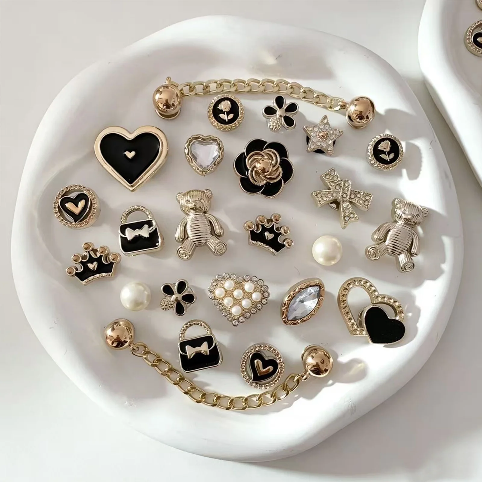 24pcs Bear Flower Shoe Charms Set Golden Black Series with Chain Love Heart Star DIY Detachable Shoe Accessories Perfect Holiday