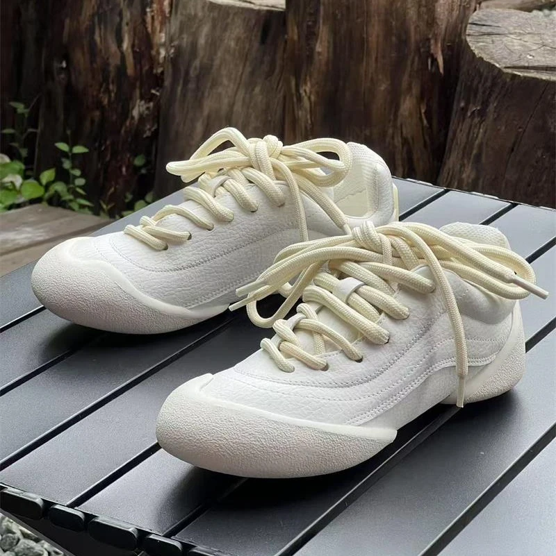 

Женские французские тренировочные спортивные брендовые спортивные туфли Y2k, удобные белые кроссовки на плоской подошве Laeather, роскошные повседневные кроссовки на шнуровке с круглым носком