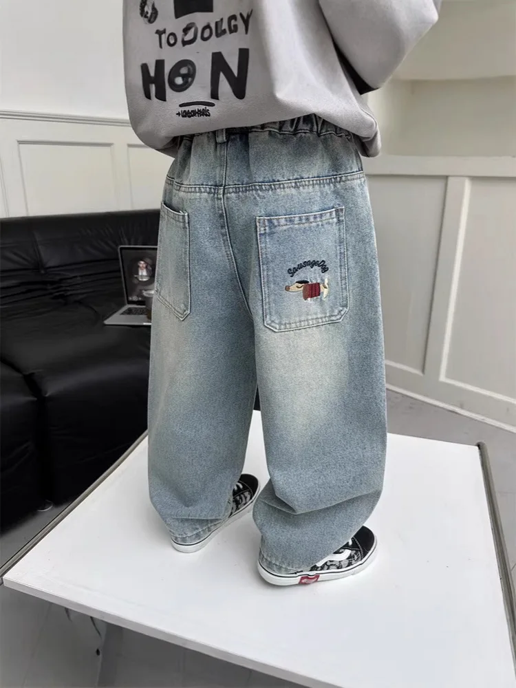 

Весенне-осенние джинсы для мальчиков с вышивкой в виде собаки, модные детские джинсы, повседневные джинсовые брюки для мальчиков, свободные штаны для малышей 2-8 лет