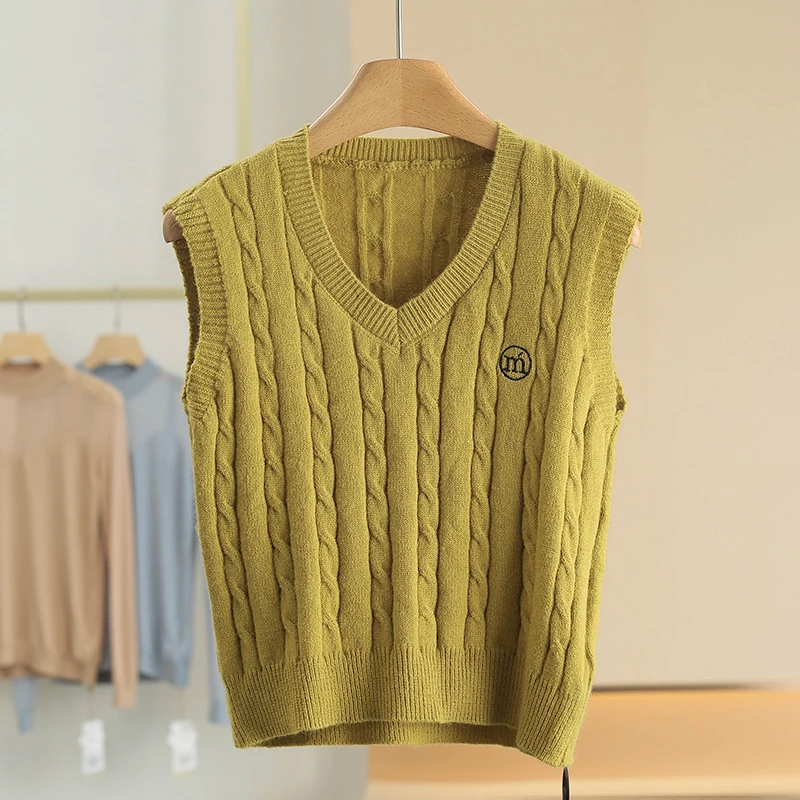 

Pure Color V-neck Knitted Letter Vest 2026 Spring New Women's Clothing Age-defying Pullover Tag 399 Polyester Fabric