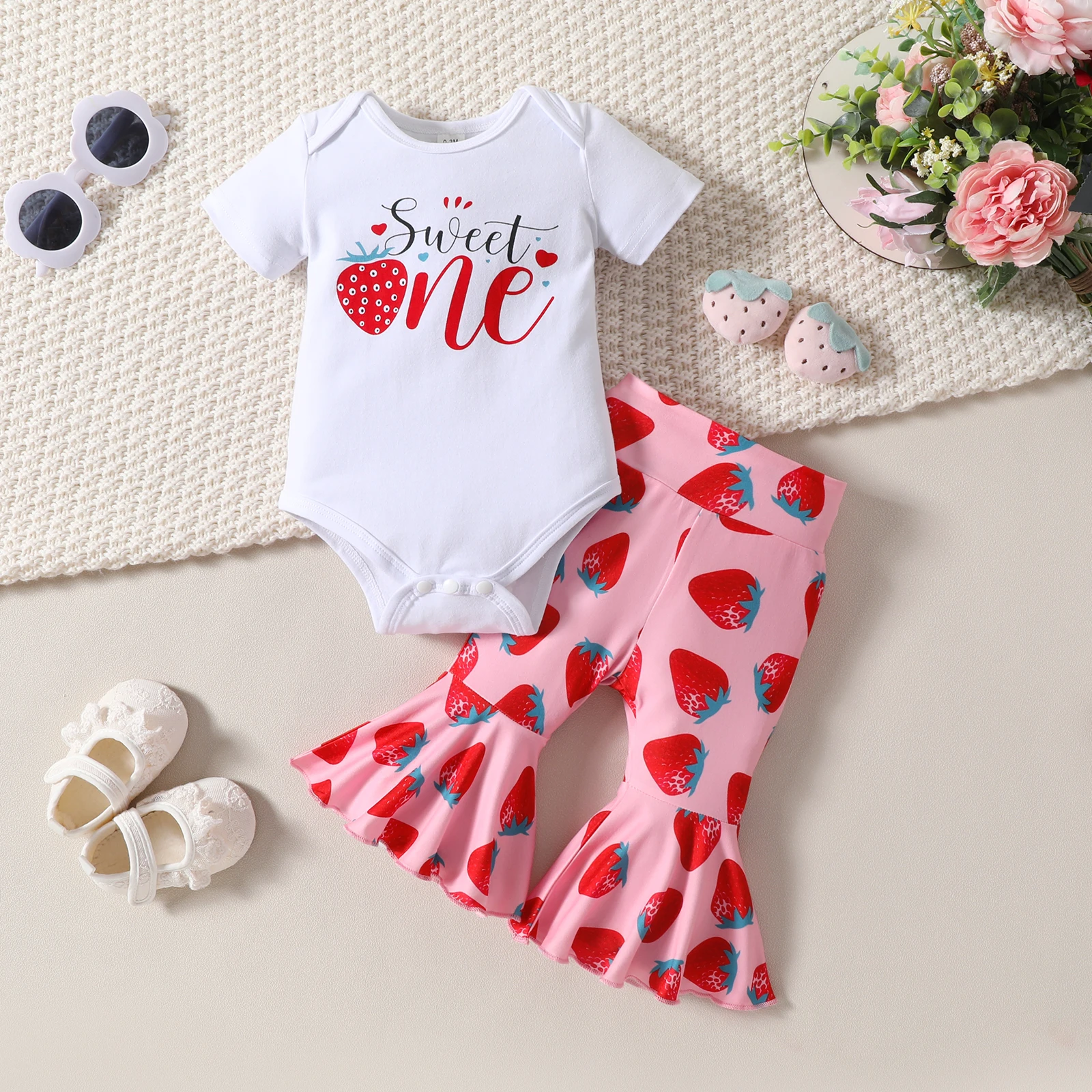 2PCS Strawberry Print Top Bell Bottoms 0-18M Newborn Baby Girl Set Summer Fashion Onesie Clothing Outdoor Casual Short Sleeve