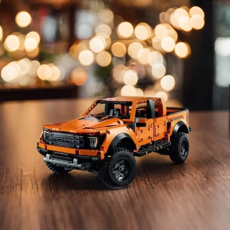 

Новый продукт, 1379 шт. Технология: 10 F-150, грузовик, автомобильный блок, пикап, строительные блоки для бездорожья, подарок на день рождения для мальчиков, игрушка в сборе